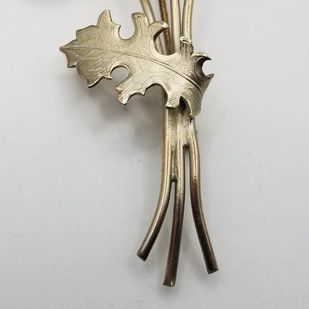 GioVanni Di Rocco Silver Tone Metal Wild Flower Pin Brooch Realistic Signed 70s